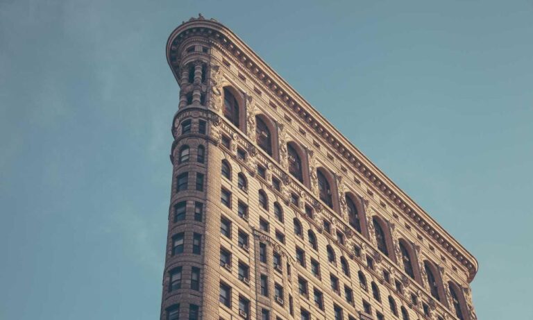 what is 8tshare6a python code